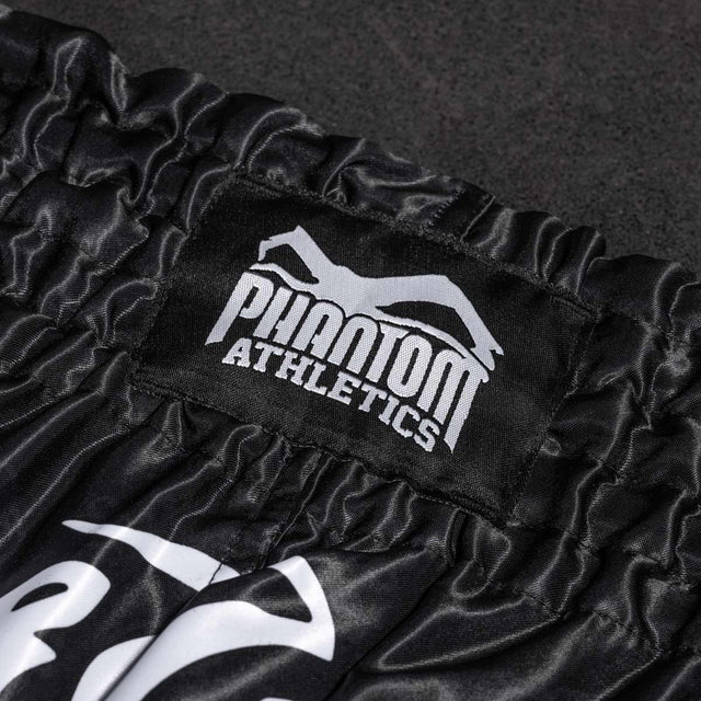 Pantalones de Muay Thai Phantom Athletics Sak Yant - Negro