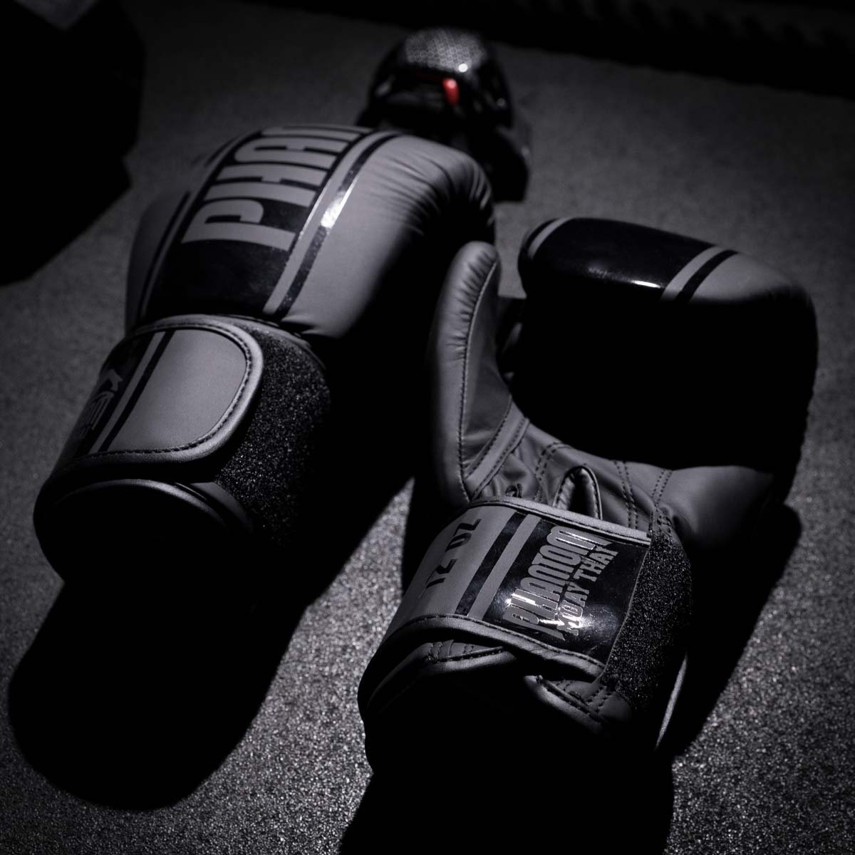 Phantom Athletics Bokshandschoenen MT-Pro - Zwart