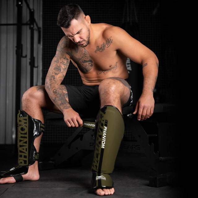 Phantom Athletics Scheenbeschermers APEX Striking - Army