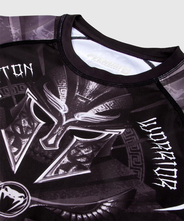 Venum Rashguard Gladiator 3.0 Mâneci Scurte – Negru/Gri/Alb