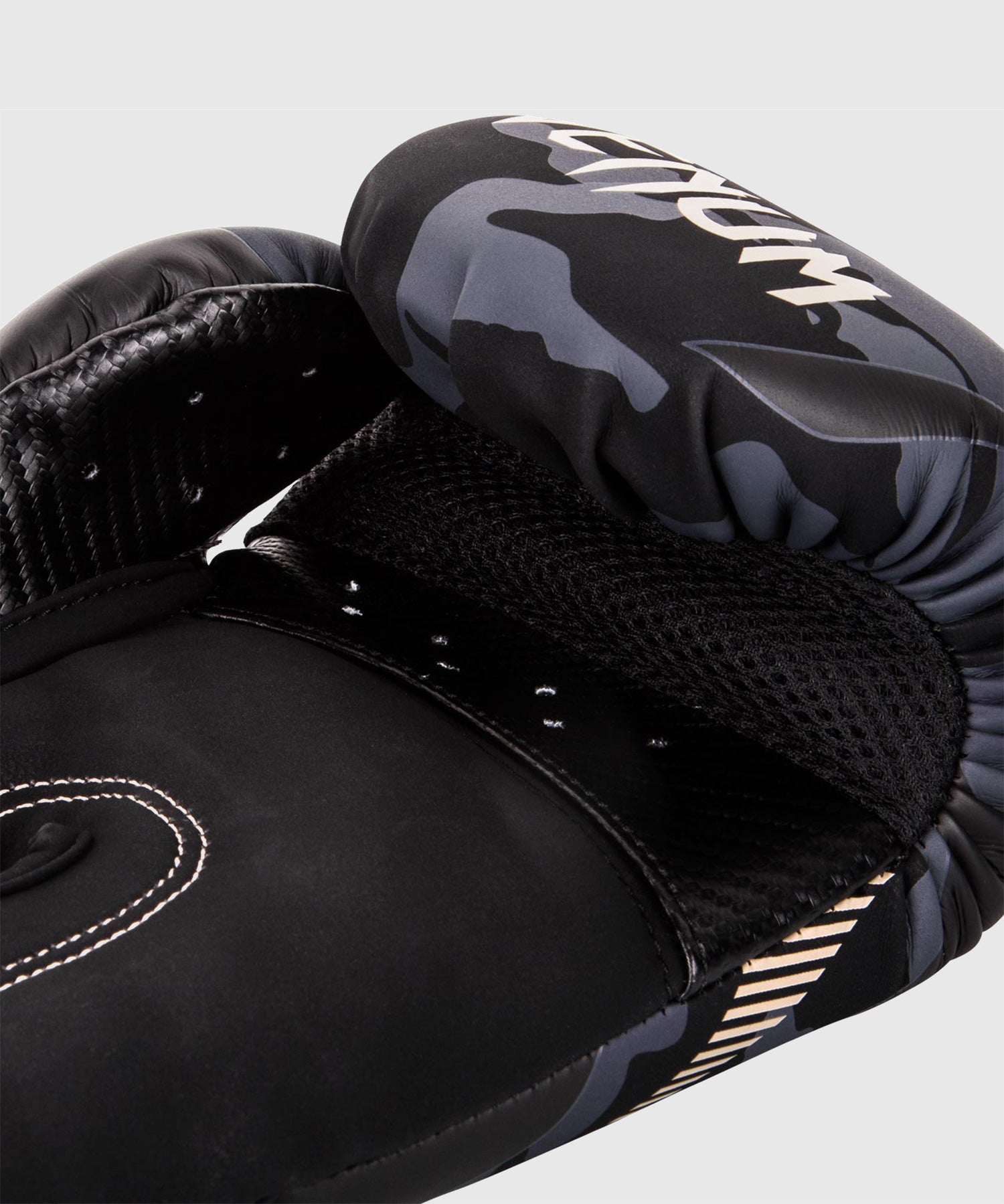 Rękawice bokserskie Venum Impact – Dark Camo