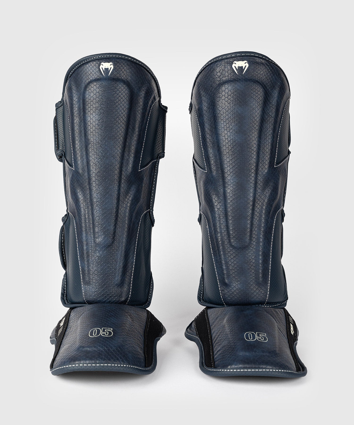 Venum Kickboks Scheenbeschermers Impact Evo Scales - Nachtblauw