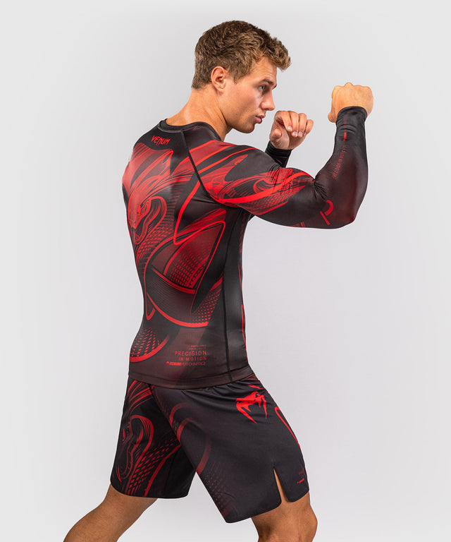 Venum Rashguard Crimson Viper 2.0 mangas compridas – Preto/Vermelho