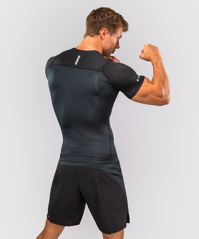 Venum Rashguard G-Fit Scale Korte Mouwen - Zwart