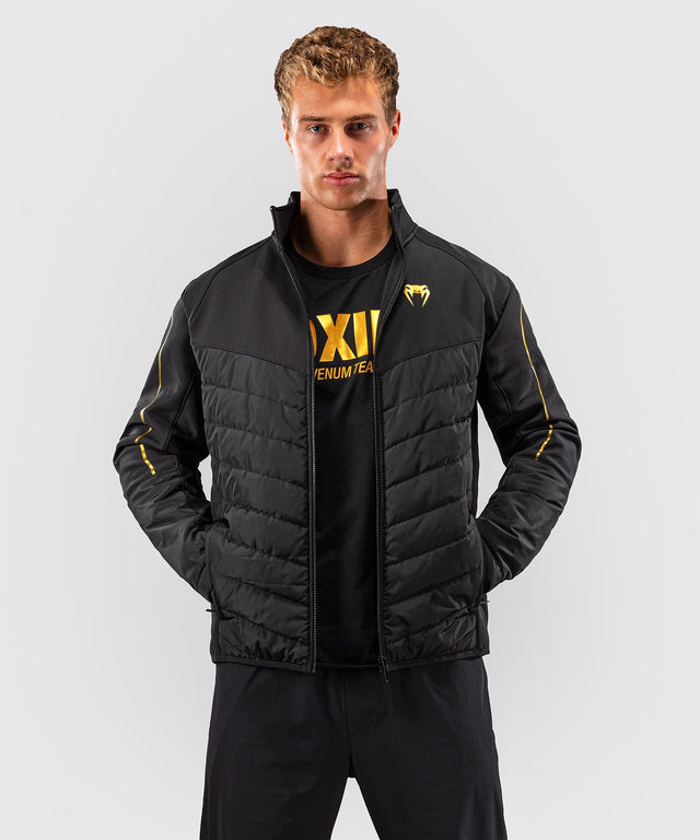 Casaco softshell Venum Paddock – Preto/Ouro