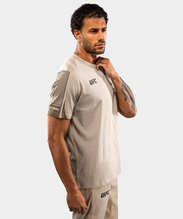 Venum UFC T-Shirt Unity Korte Mouwen - Zand