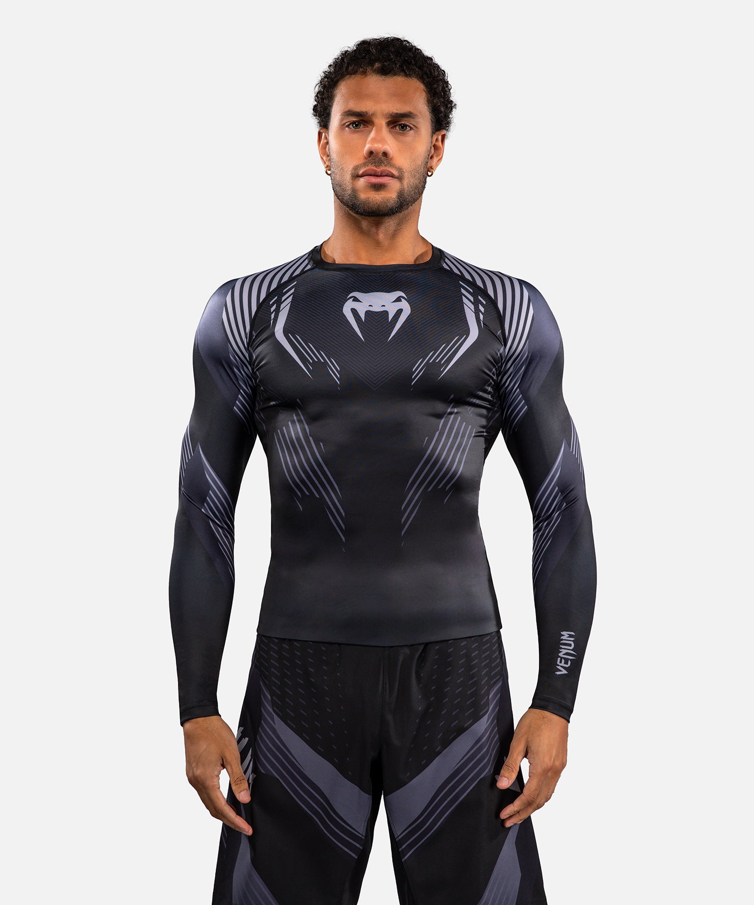 Rashguard Venum No-Gi 6.0 Maniche Lunghe – Nero/Grigio