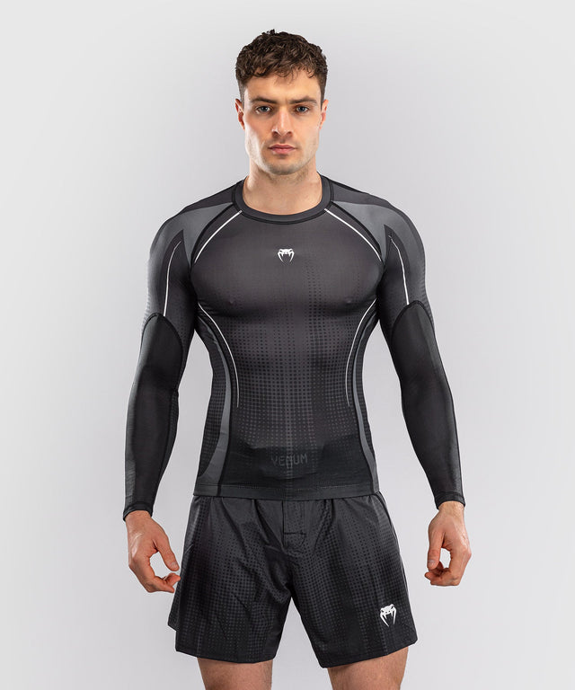 Venum Rashguard Stealth Long Sleeves – Black/White