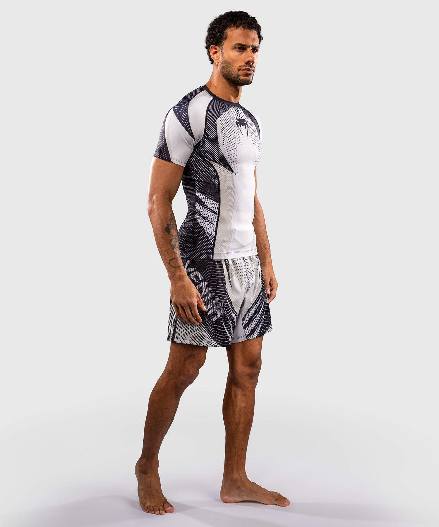 Venum Rashguard Galactic 3.0 Short Sleeves – Off-white/Black