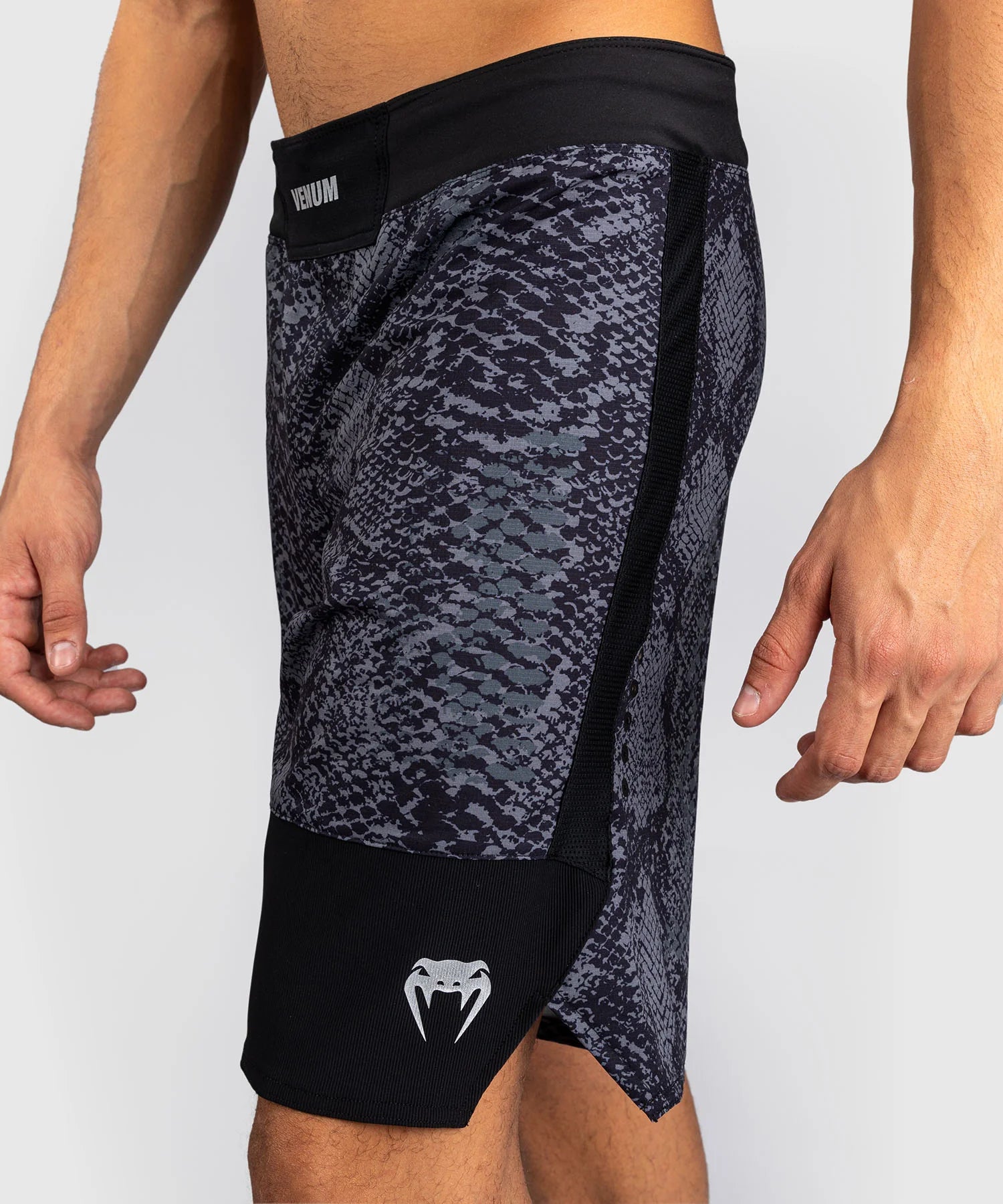 Venum MMA Shorts G-Fit Scales - Black/Grey