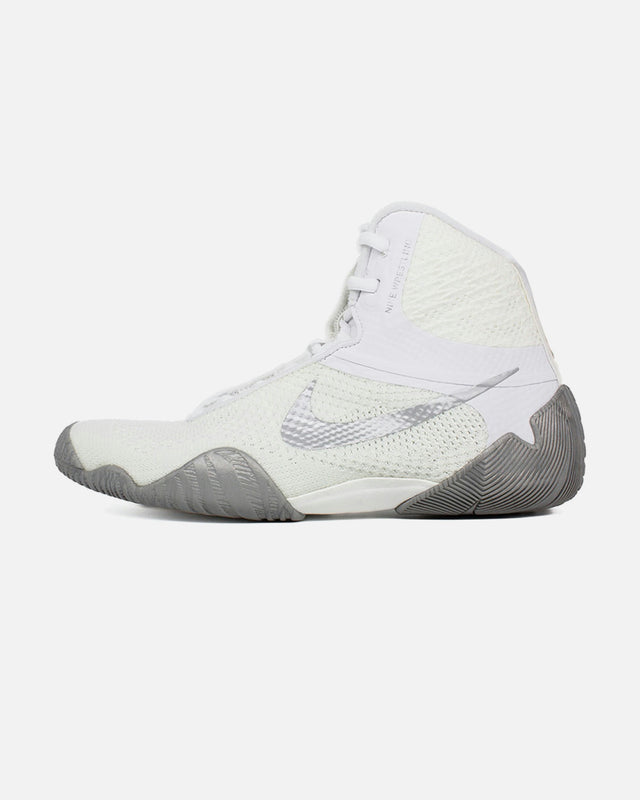 Buty zapaśnicze Nike Tawa – Białe/Srebrne