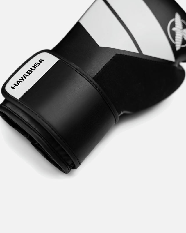 Hayabusa Boxing gloves S4 – Black/White