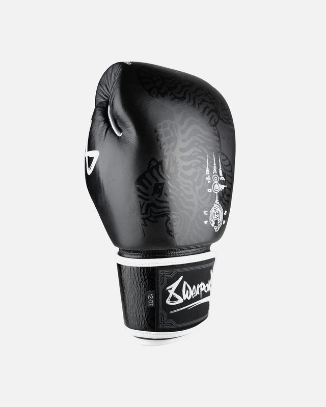 8 WEAPONS Boxing gloves Sak Yant Big Tiger – Black