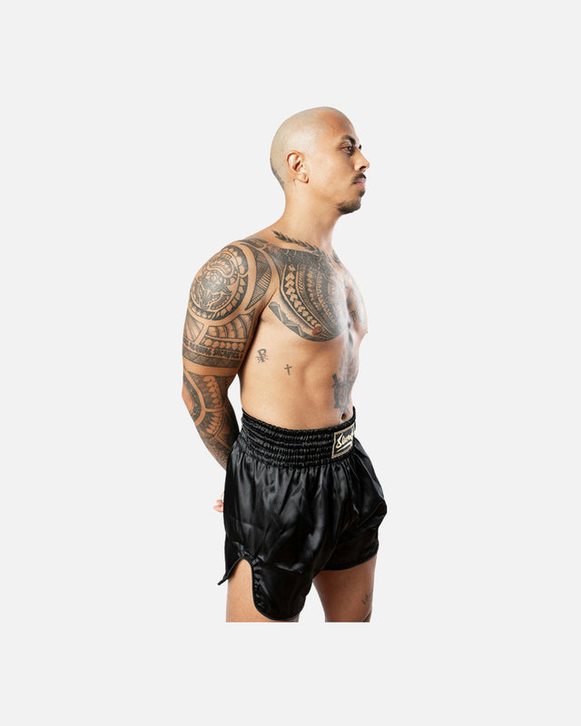 Shorts de Muay Thai 8 WEAPONS Strike – Noir/Or