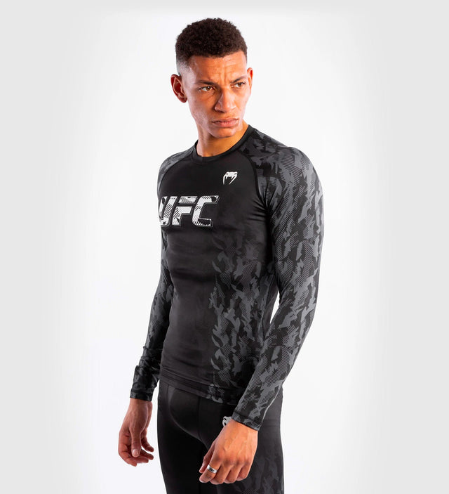 UFC Venum Rashguard Performance Fight Week - Czarny - Rashguard
