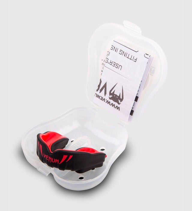 Venum Mouthguard Challenger Kids – Black/Red – Mouthguards