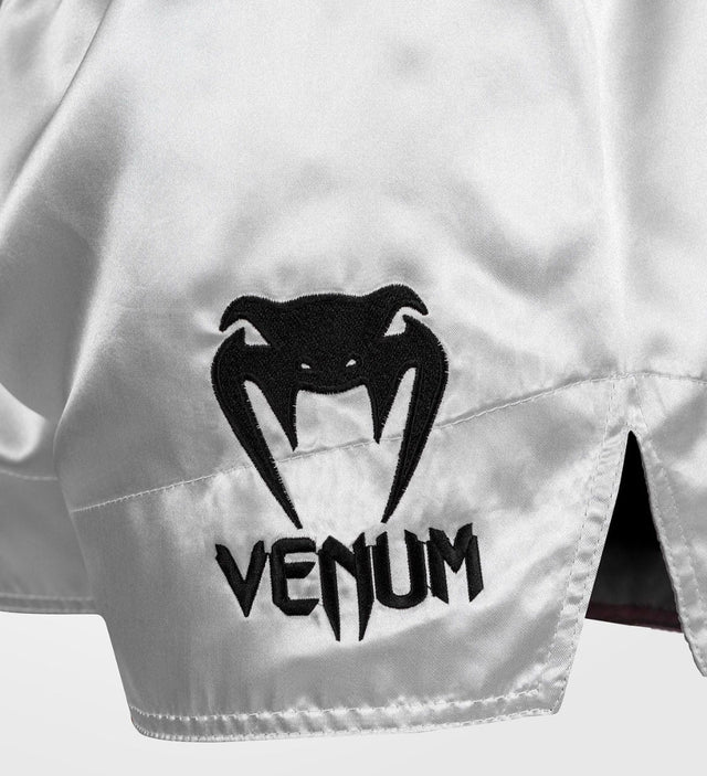 Venum Kickboks Broekje Classic - Zilver/Zwart - Shorts